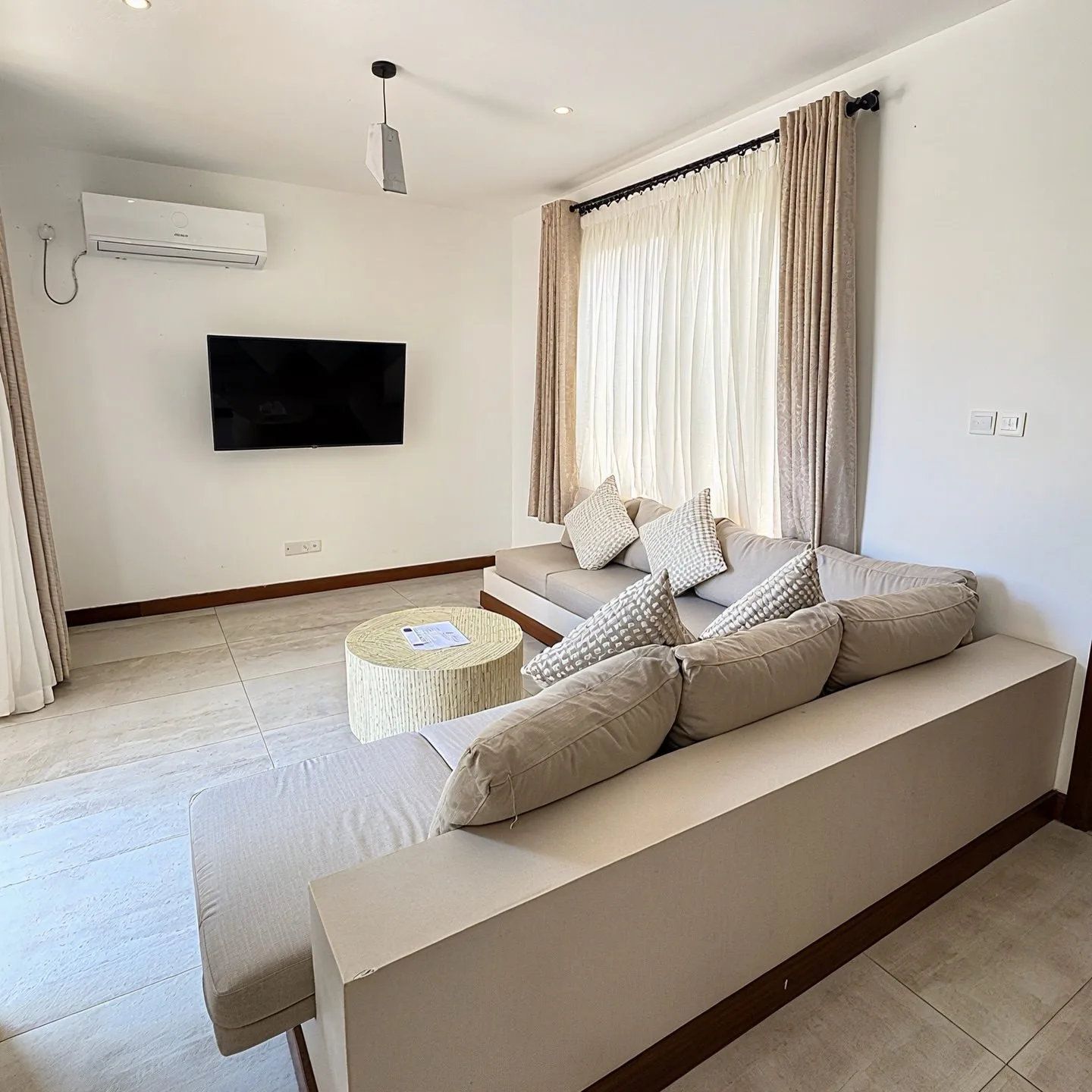 Diani Beach image 01