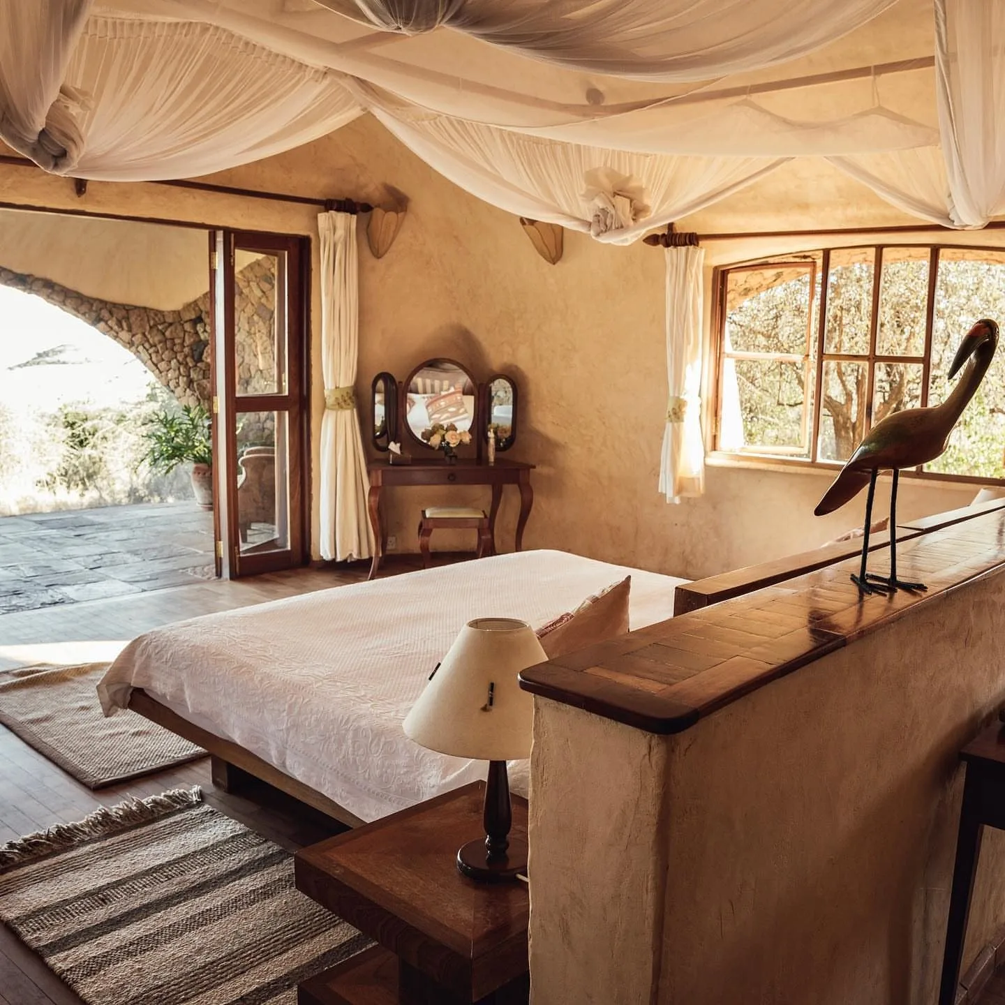 Lewa House, image 2
