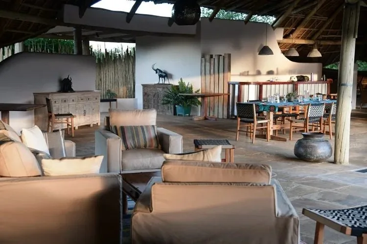 Tumaren Camp, image 2