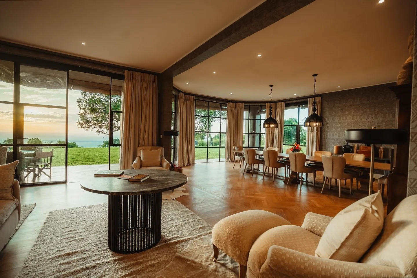 Loirien Villa, image 2