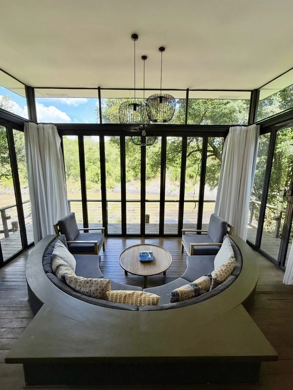 A&k Sanctuary Olonana Lodge