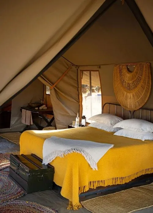 Fiammetta — the Lake Turkana Boat Expedition 1