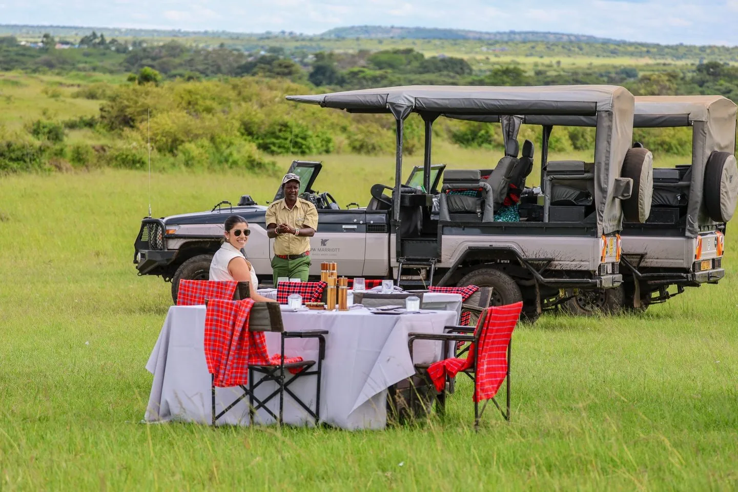 Guest and safari guide in the Kenyan landscape